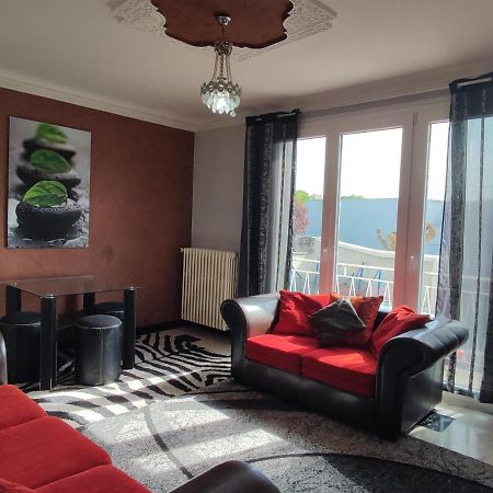 Agreable Appartement Familial Avec Jardin Blois Exterior foto
