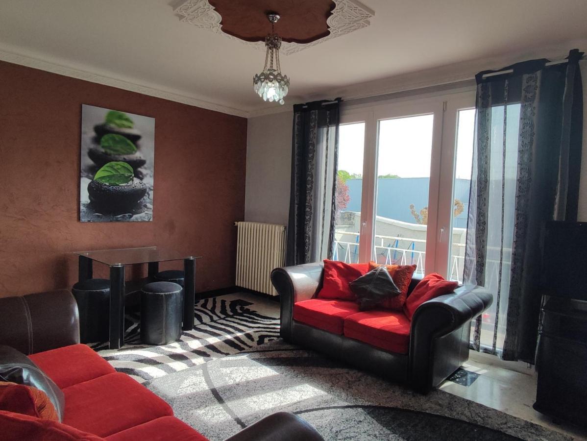 Agreable Appartement Familial Avec Jardin Blois Exterior foto