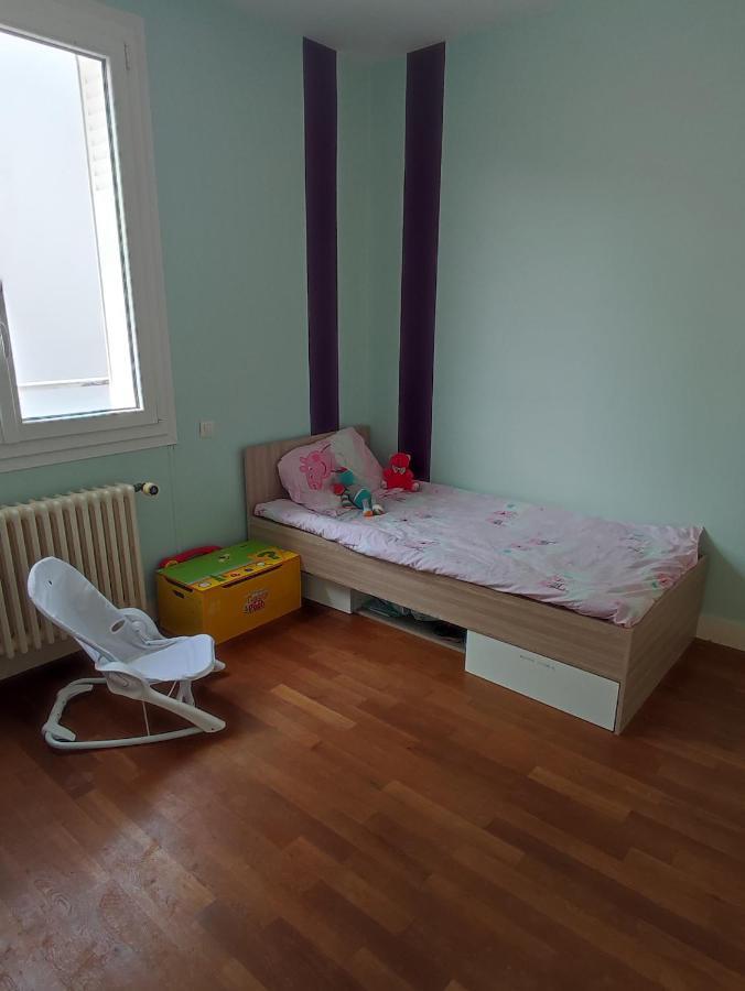 Agreable Appartement Familial Avec Jardin Blois Exterior foto