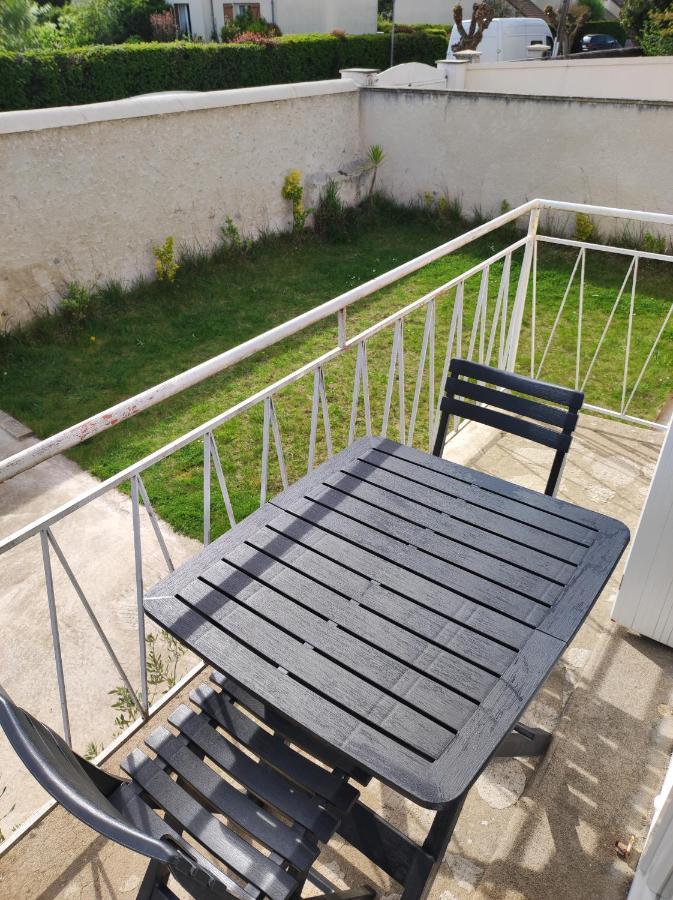 Agreable Appartement Familial Avec Jardin Blois Exterior foto